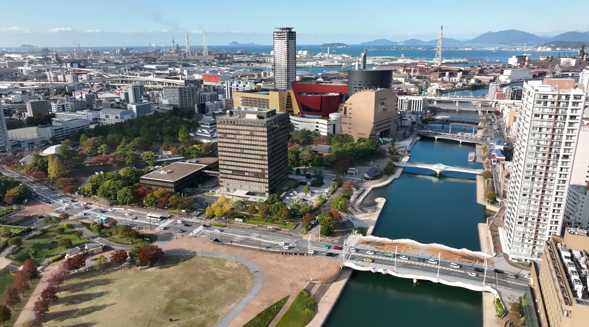 小倉の街並みを上空から撮影したドローン空撮